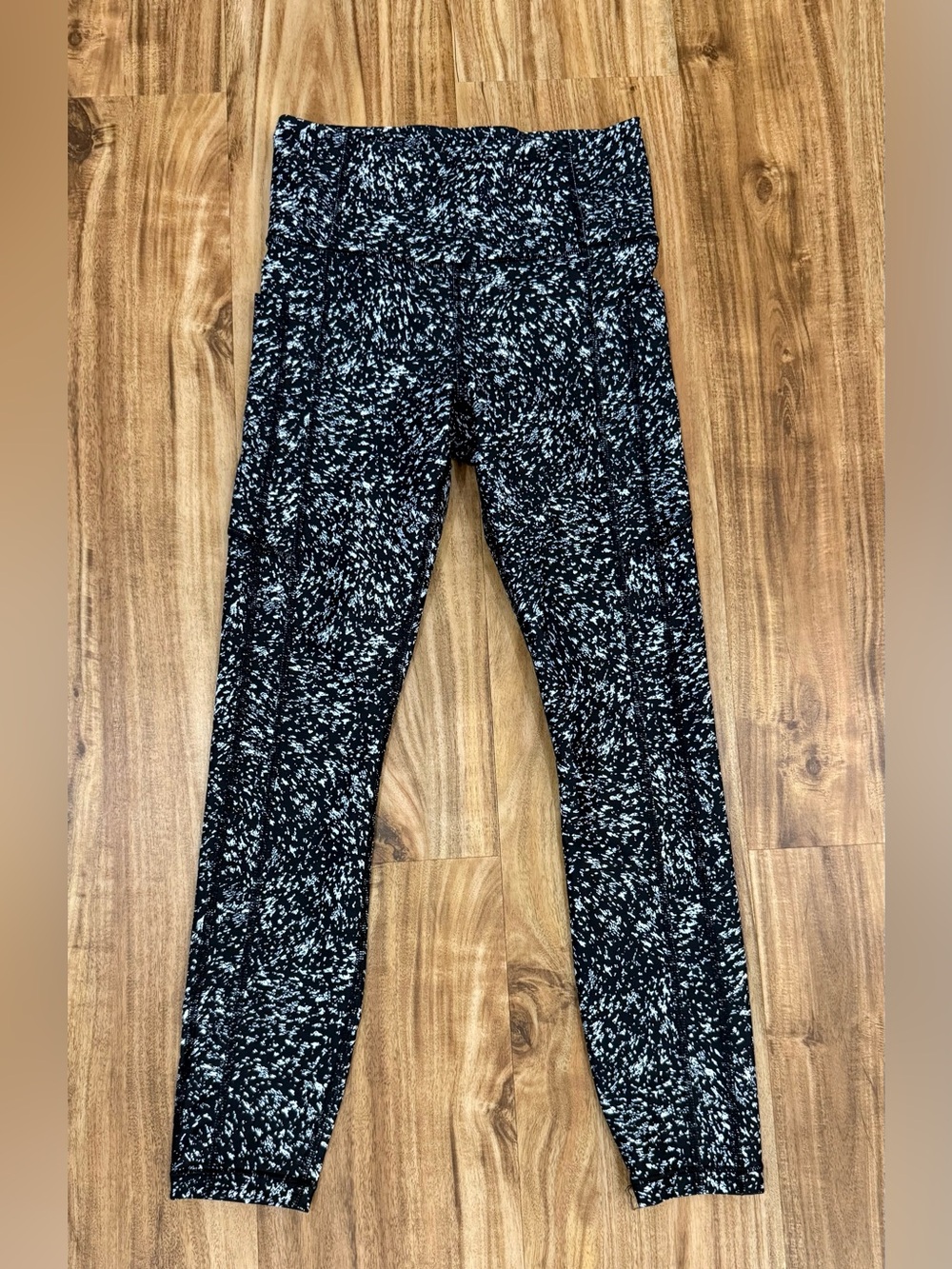 Athleta Ultimate Stash 7/8 Tights Leggings-XSmall